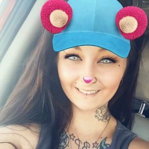 Meet your Posher, Brittney